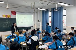 沃格尔谈布克缺席上场比赛：他需要几天的休息 现在他感觉很好